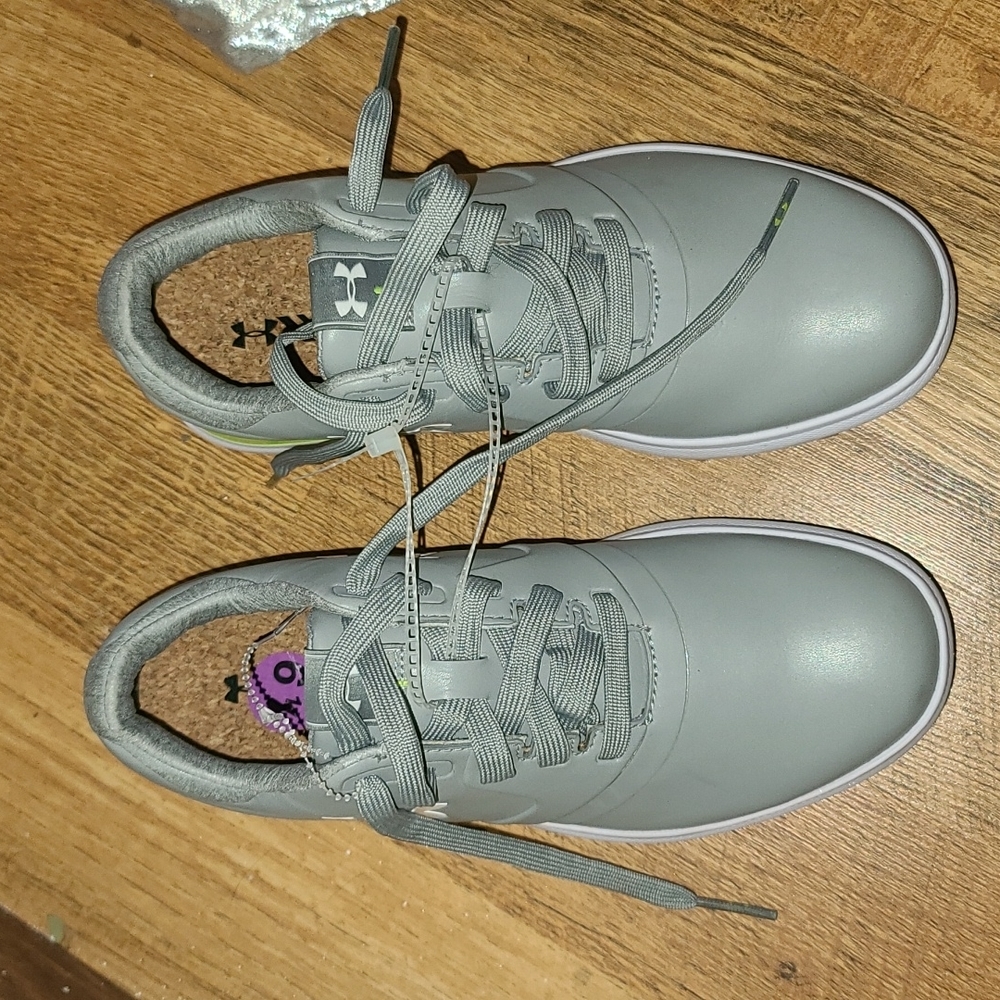 Under Armour performance spi shoes
